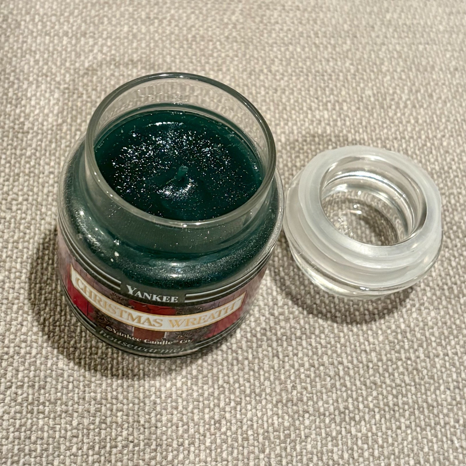 Yankee Candle Christmas Wreath Small Jar Candle 3.7 oz Green Pine Scent Holiday