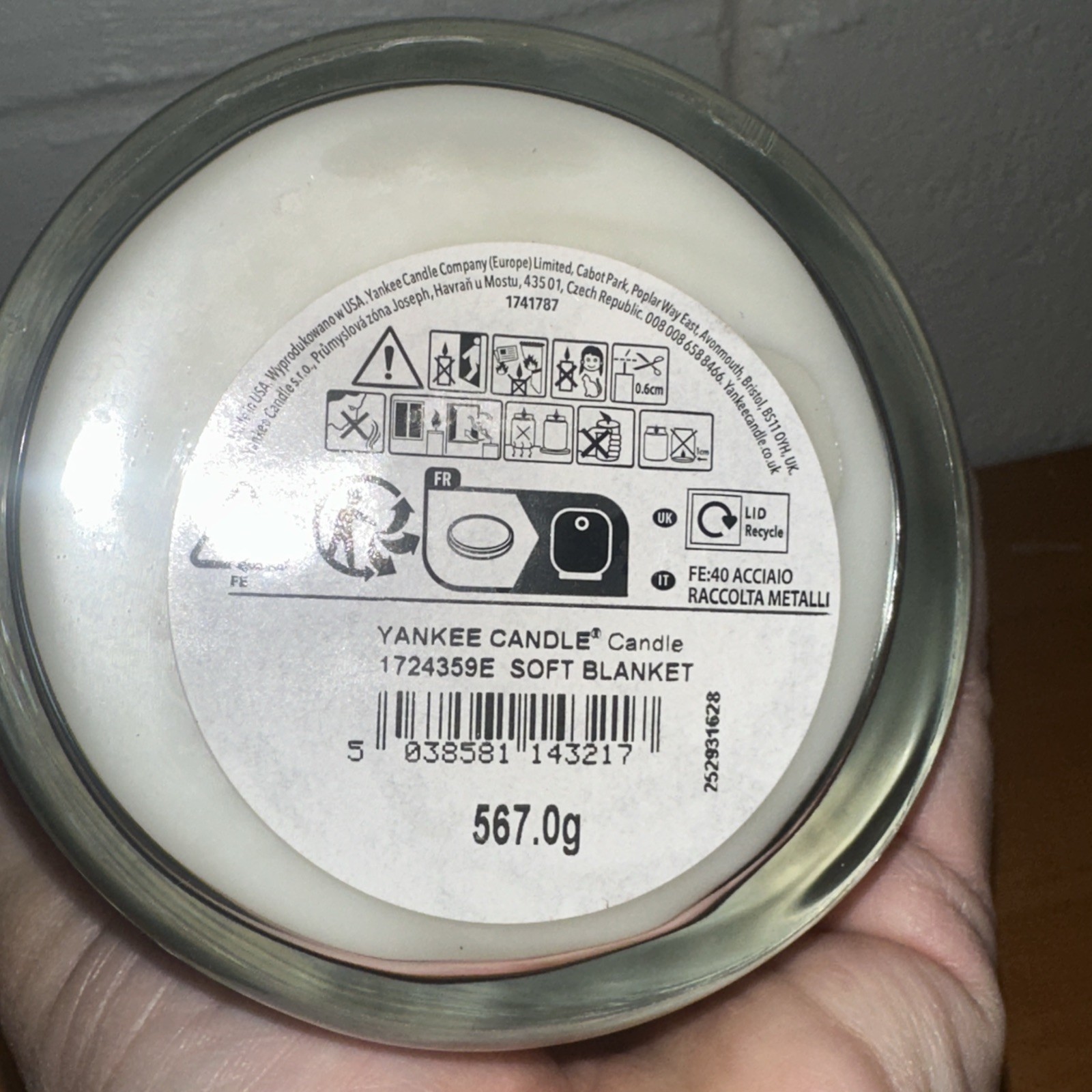 LOT OF 2-NEW-Yankee Candle SOFT BLANKET Large 20oz- 2 WICK