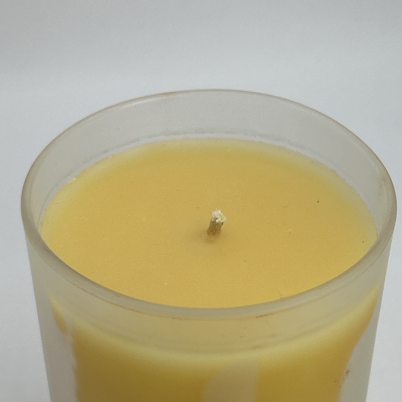 Lalique Bougie Parfumee Perfumed Candle – 5.0 oz. 150g Made In France