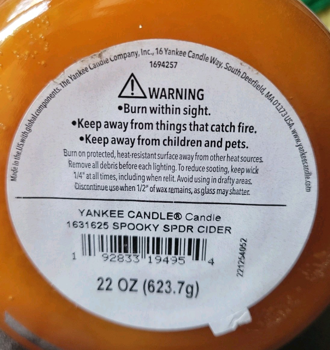 Yankee Candle Spooky Spider Cider 22oz Large Jar Halloween Fall Orange
