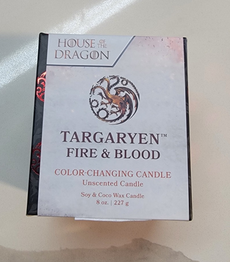 House of the Dragon: Targaryen Fire & Blood Color Changing Candle New!