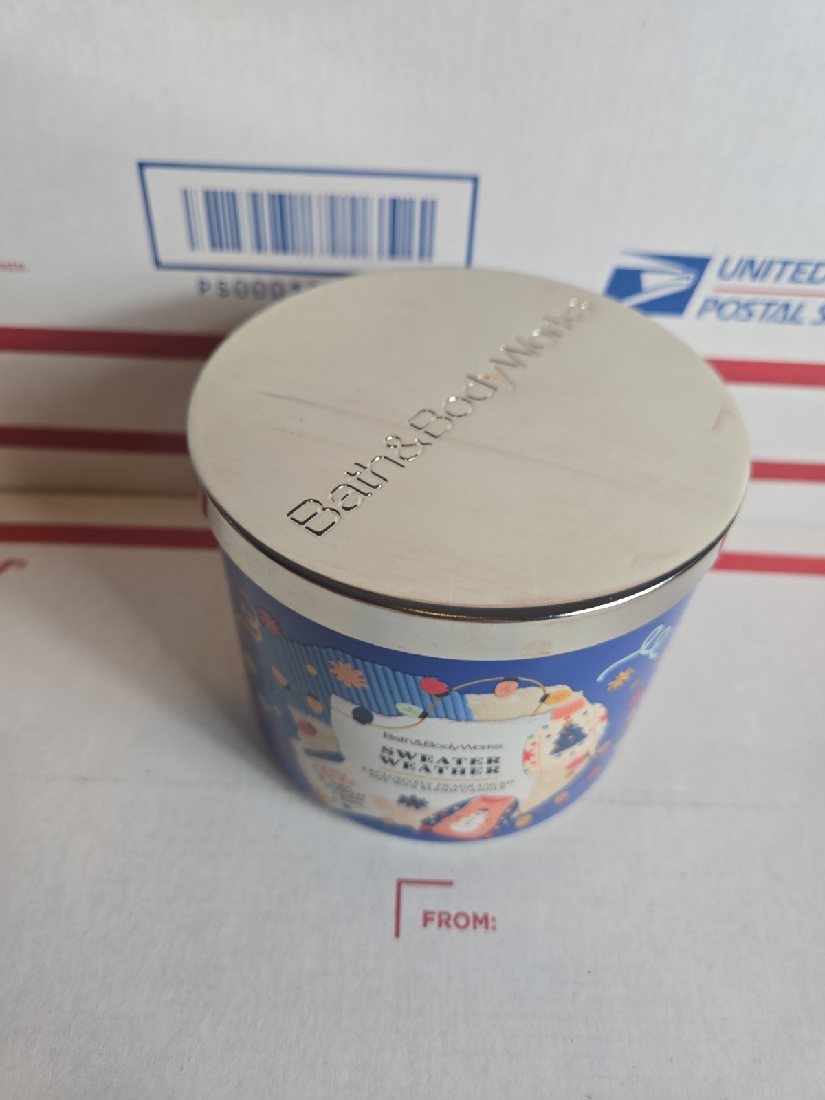 Bath & Body Works SWEATER WEATHER Scented 3 Wick CANDLE 25-45 Hrs NEW