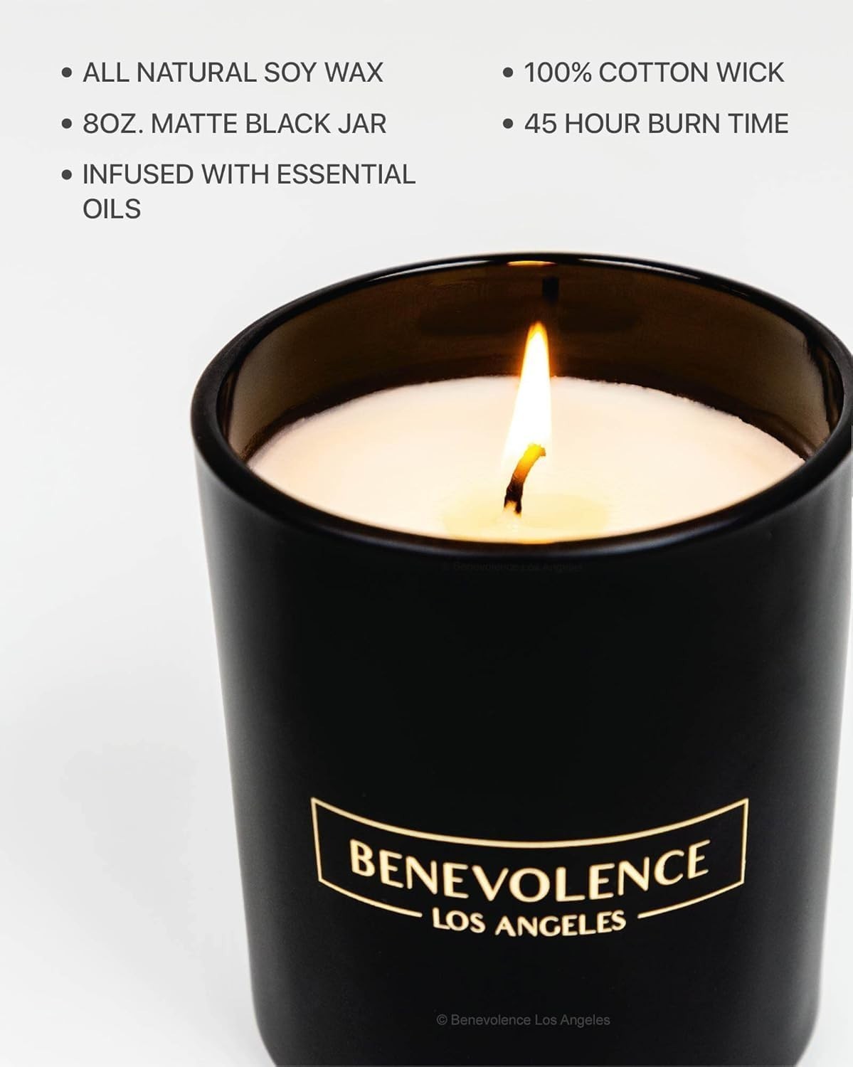 Luxury 8oz Oud Wood Candle in Matte Black Jar – Aromatherapy for Home Decor