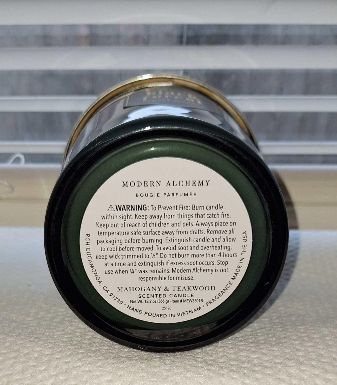 D.L. & Co Modern Alchemy Black Forrest Candle Mahogany & Teakwood NWOB Glass Jar
