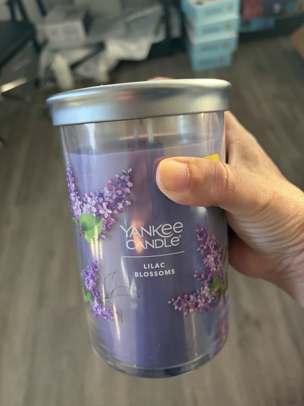 Yankee Candle Lilac Blossoms Scented 2-Wick Large Purple Jar Candle 20 oz