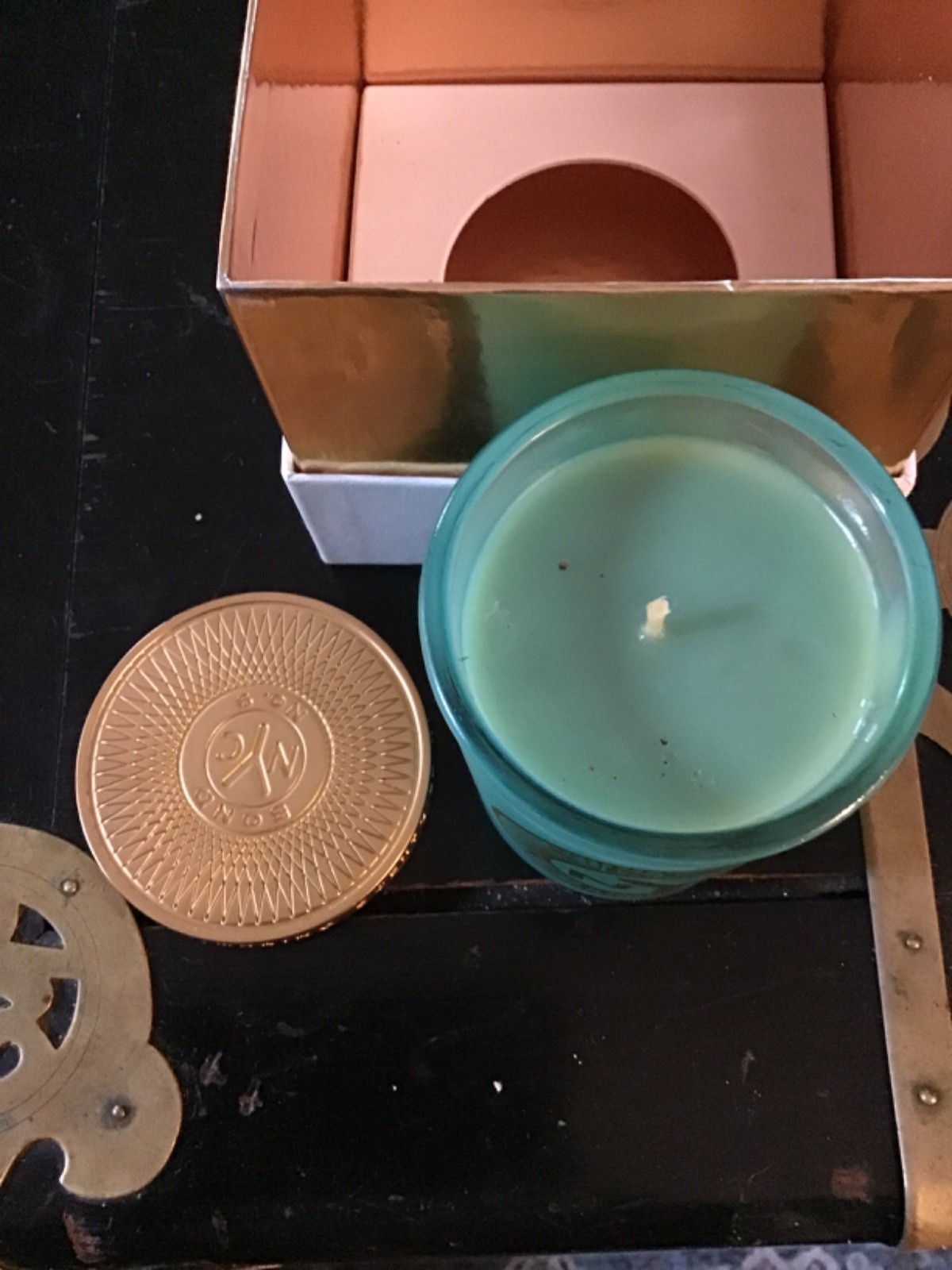 Bond no 9 eau de new york candle 6.4oz NEW no box top