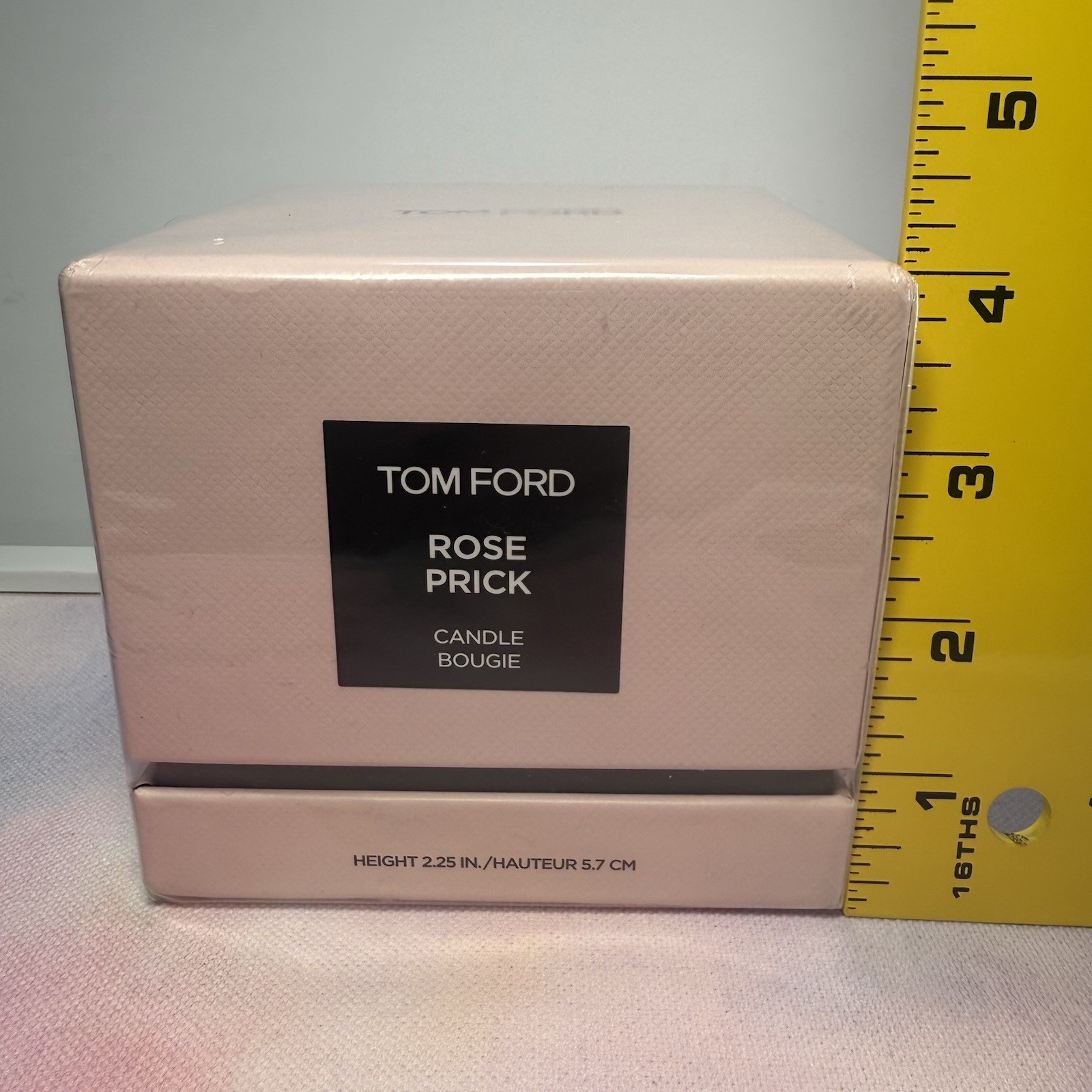 Tom Ford Rose Prick Candle Bougie Warm, Spicy Floral Scent Long Burning Luxury
