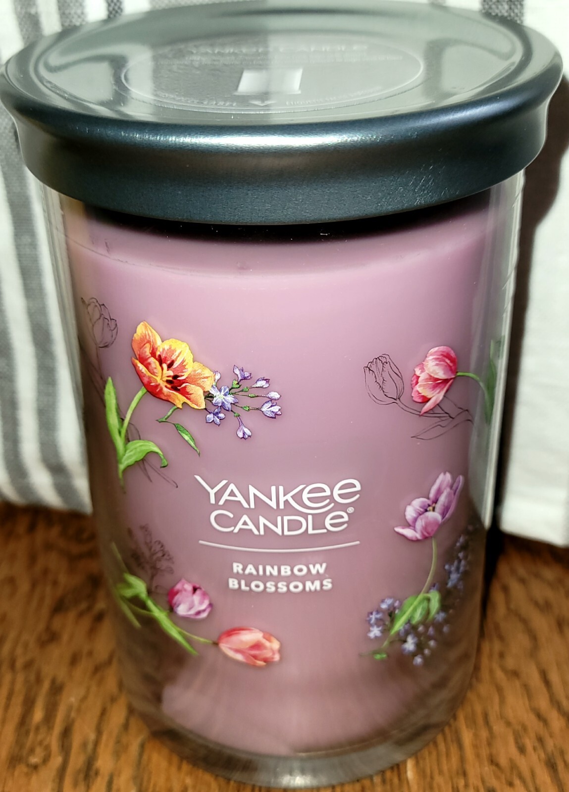 Yankee Candle RAINBOW BLOSSOMS 20 oz Two Wick Large Tumbler Candle. NEW
