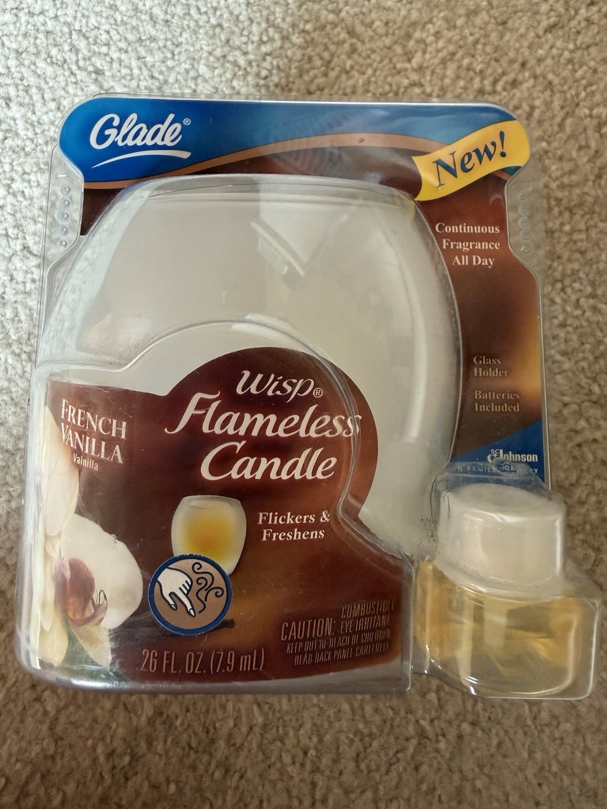 Glade Wisp Flameless Candle French Vanilla Scented & 3 Hawaiian Breeze Refills