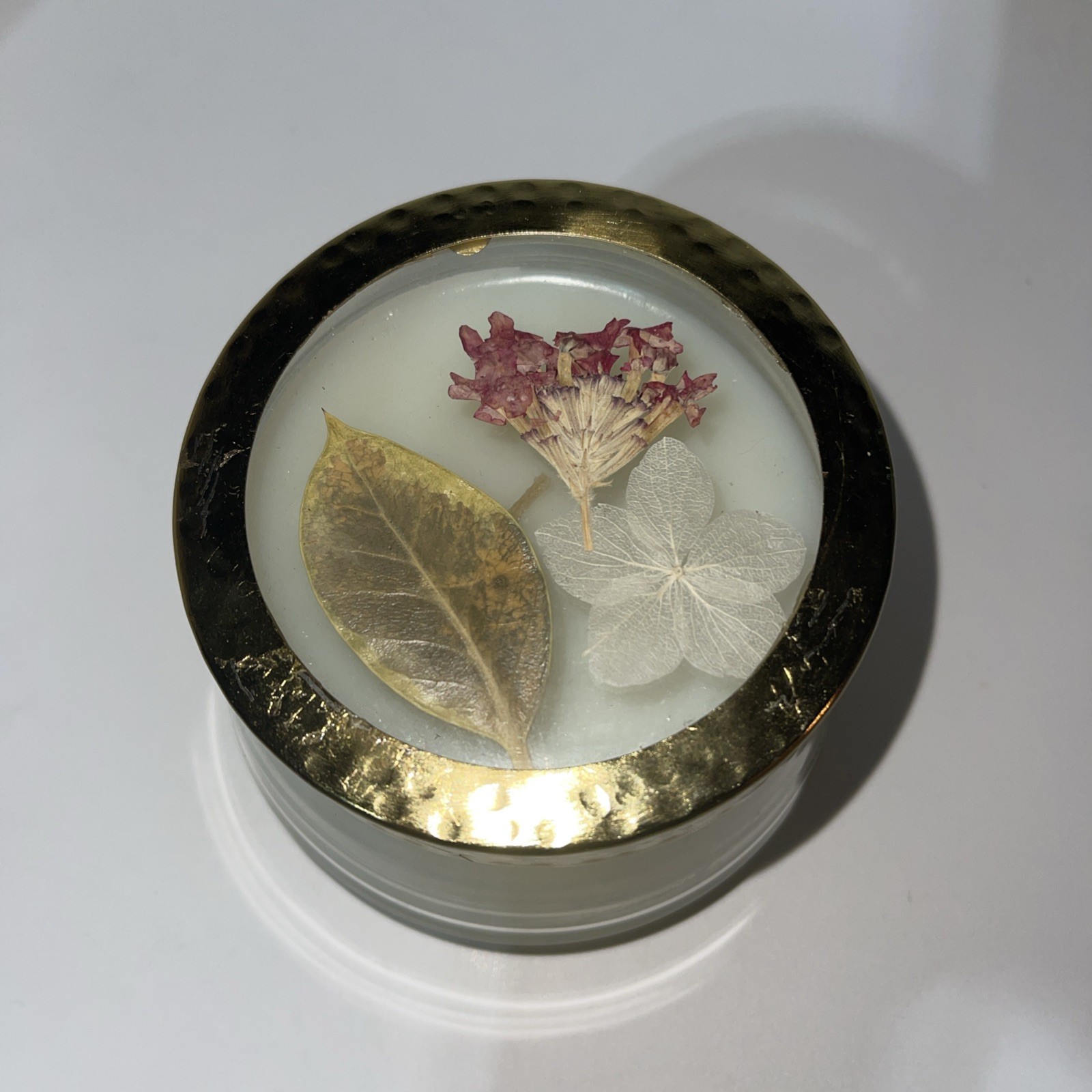 Anthropologie Rosy Rings Scented Floral Press Candle NEW
