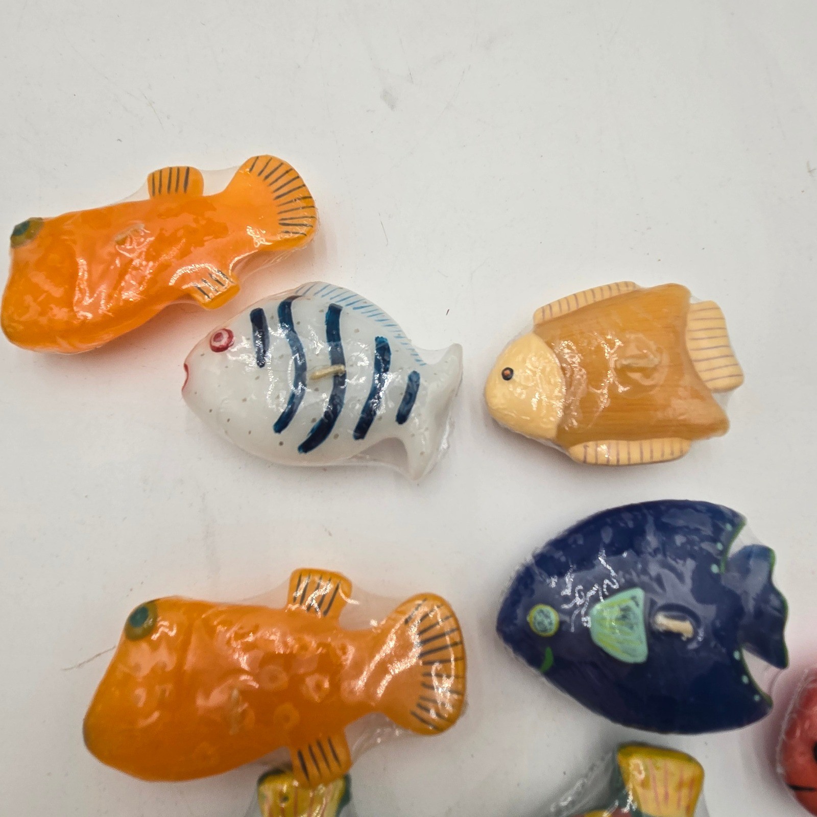 Set of 8 Tropical Fish Floating Candles Colorful Aquatic Party Sealife Bathroom