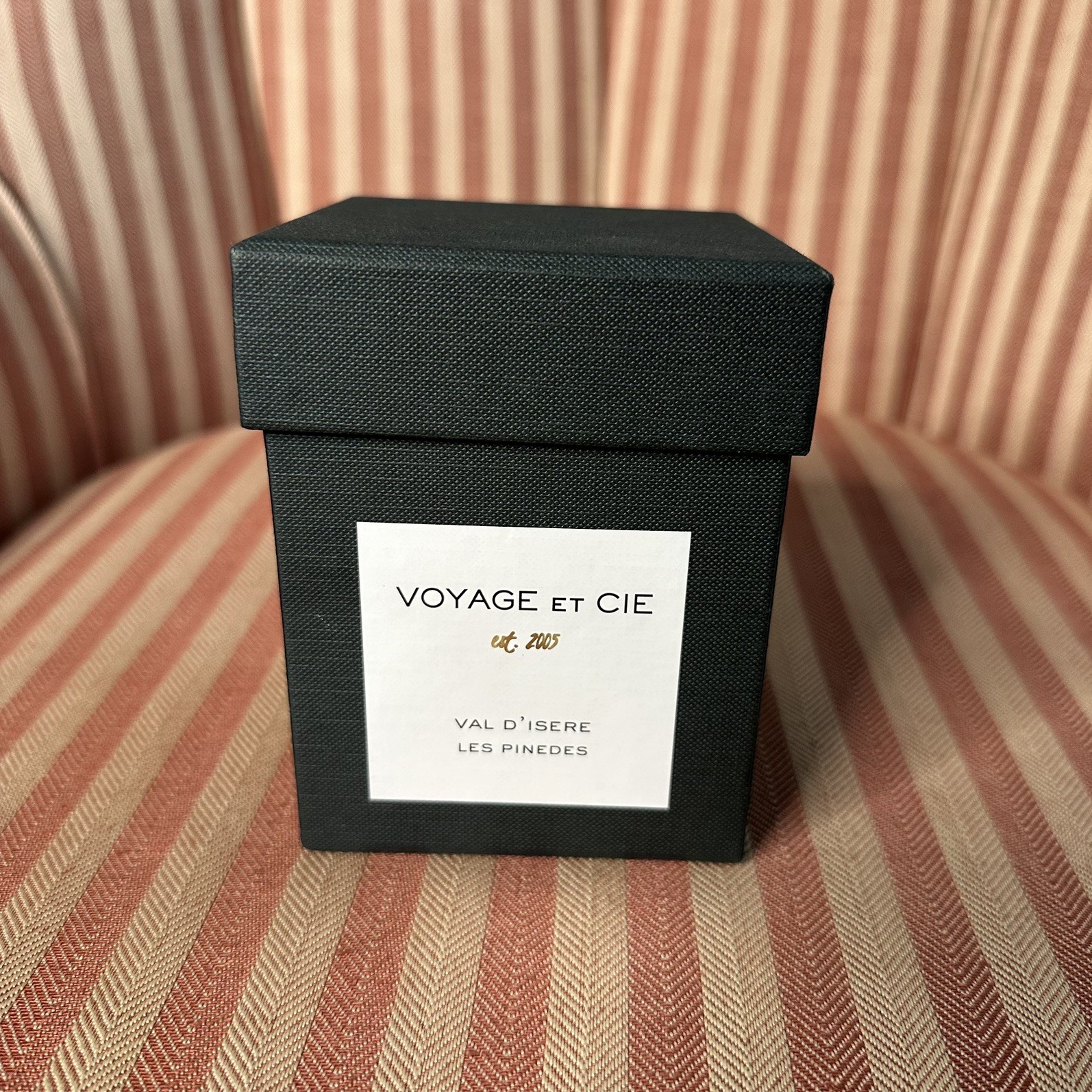 VOYAGE ET CIE Les Pinèdes Val d’Isère Holiday Candle