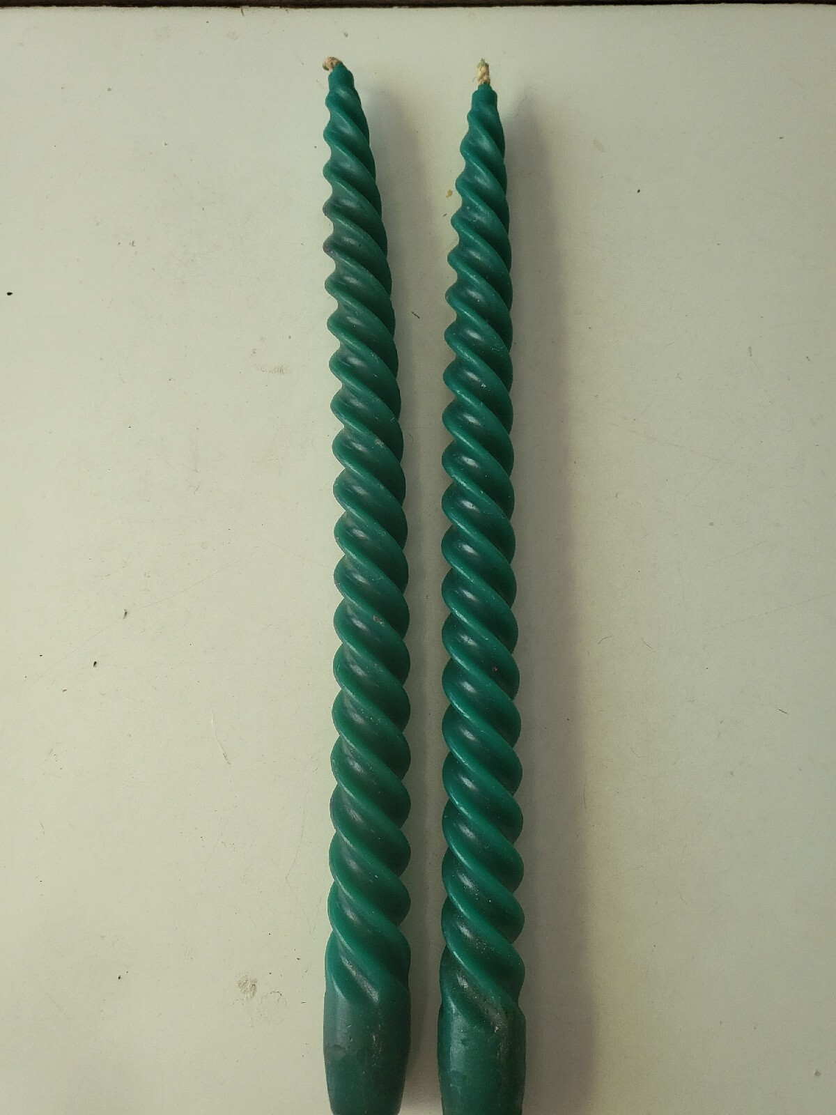 VTG Halo Spirals 12” Taper Green Candles Smokeless Dripless Long Burning 2 Set