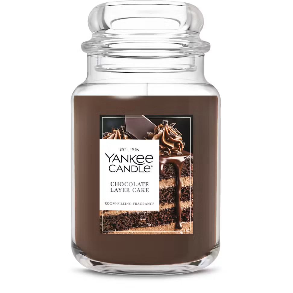 Yankee candle 22.oz Chocolate Layer Cake Large Jar Candle