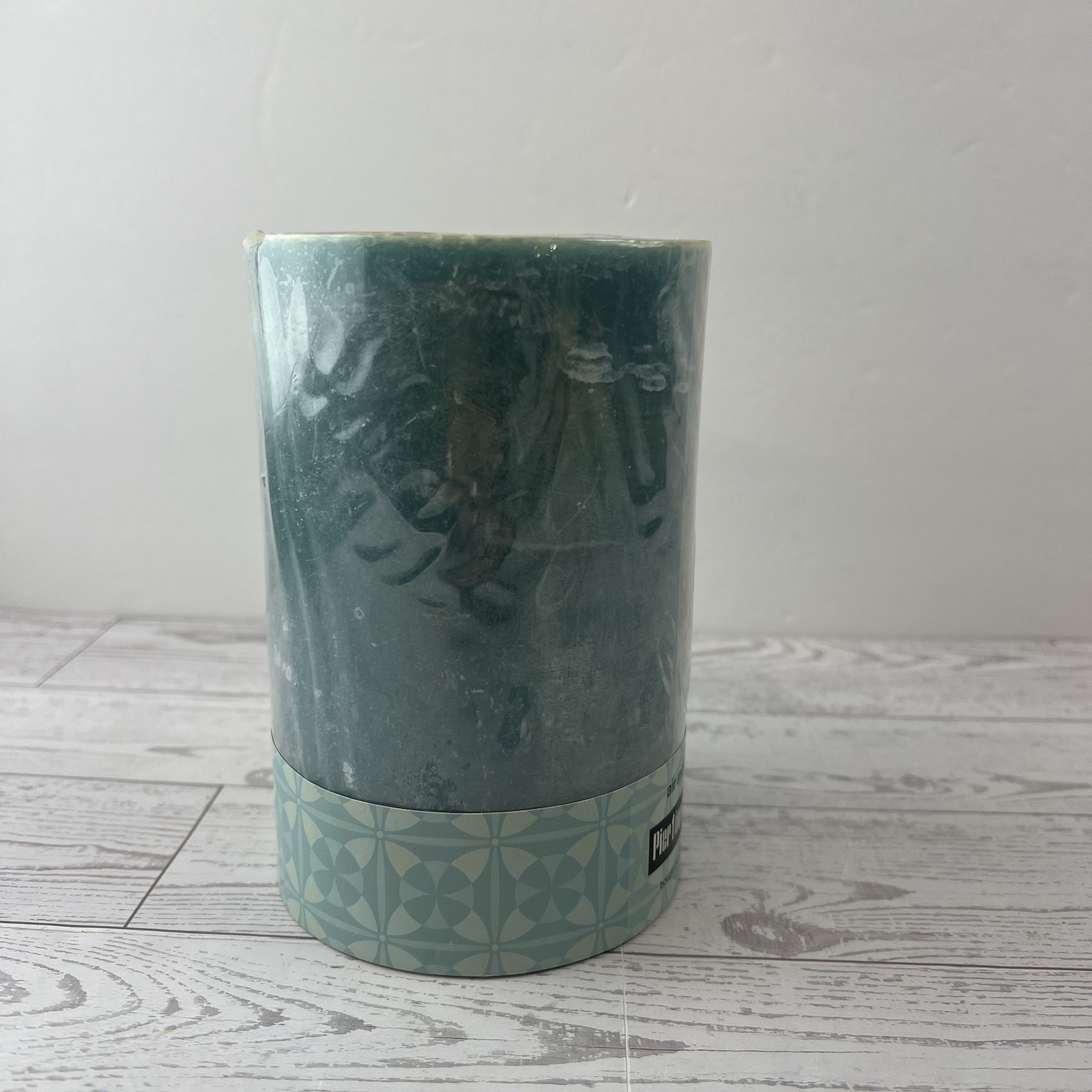 Pier 1 imports Sea Air Collection Candle Wax 4×6 Scented Pillar Wick Aqua white