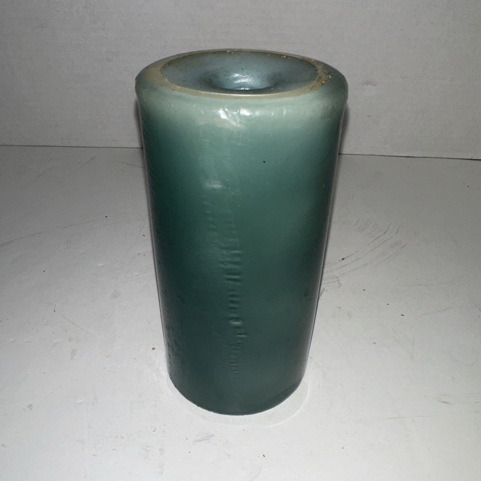 Pier 1 imports Sea Air Collection 3″x6” Scented Pillar Wick Candle Aqua Used