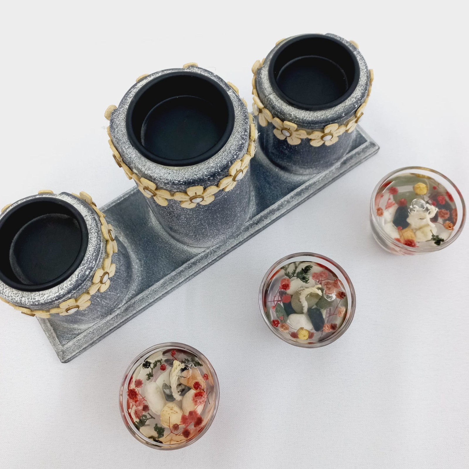 Handmade Botanical Gel Candles Set Vintage Style Antique Look Stand Clear Cups