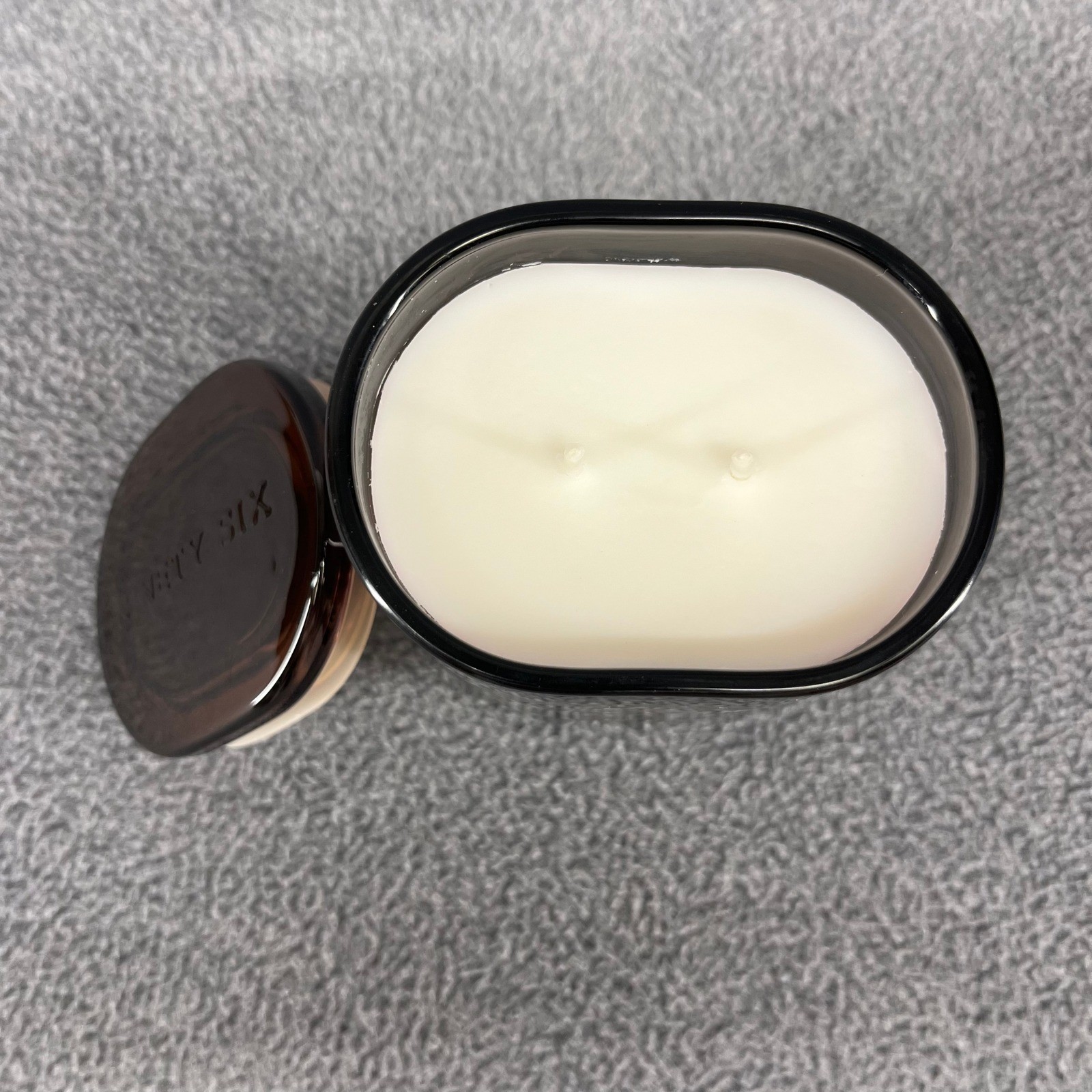 Ninety Six Candle No. 18 Amber Brown Sugar Glazed Apple Scented Lid 10.1 oz