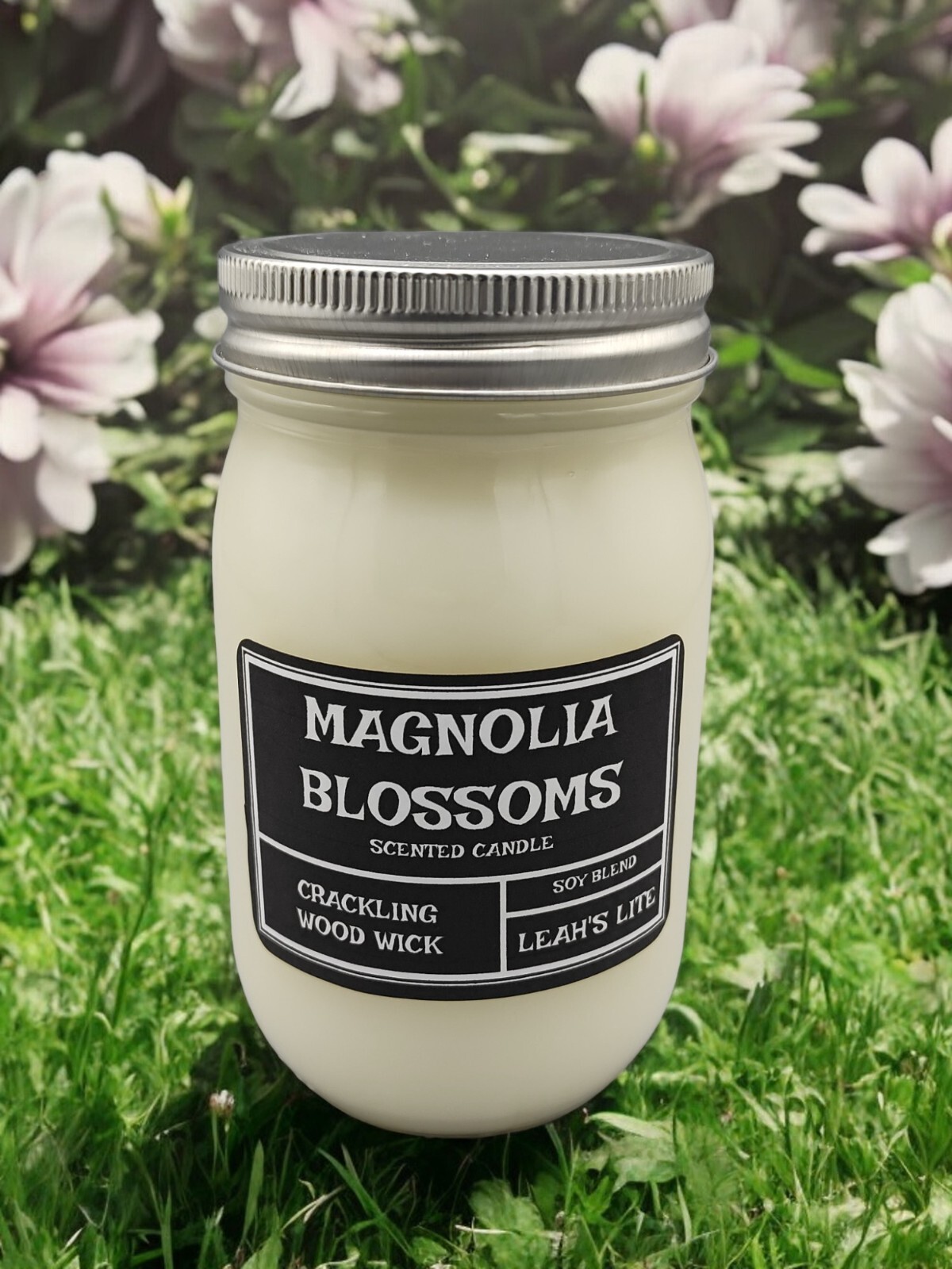 WOOD WICK * MAGNOLIA BLOSSOMS * scented * Leah’s Lite Candle *16oz