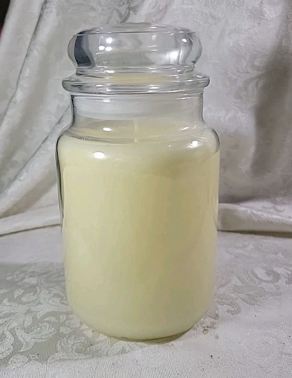 Yankee Candle BUTTERCREAM 22 oz LARGE JAR Candle NEW – Retired scent