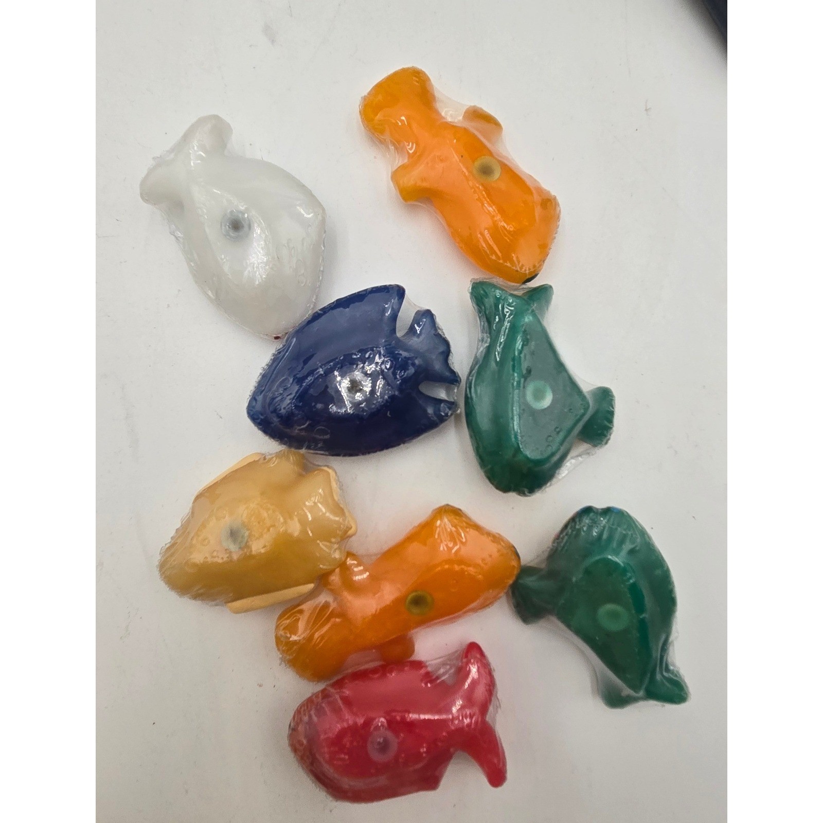 Set of 8 Tropical Fish Floating Candles Colorful Aquatic Party Sealife Bathroom
