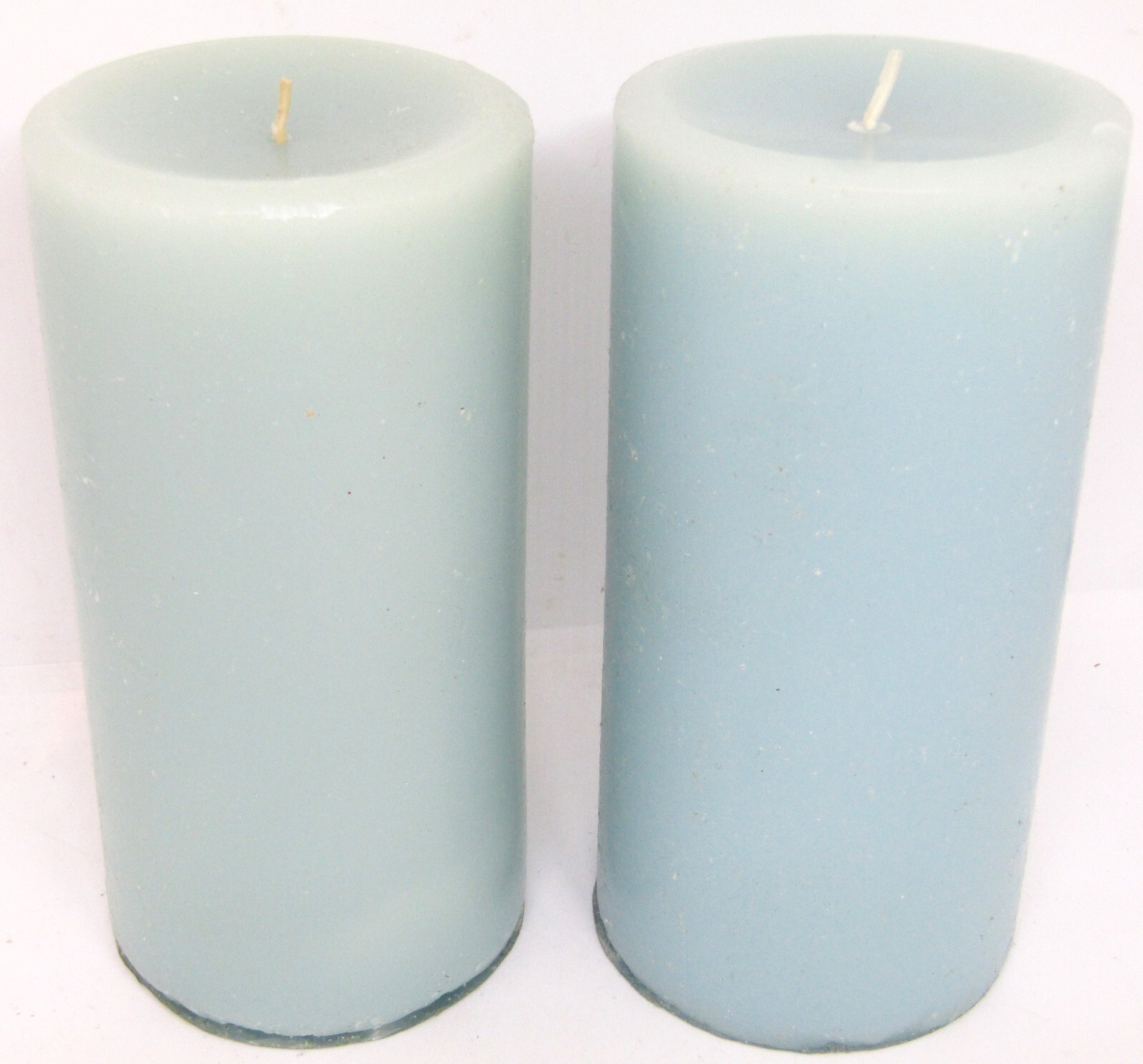 Chesapeake Bay 6″X 3″ Blue Pillar Candle, Set of 2. No Packaging.
