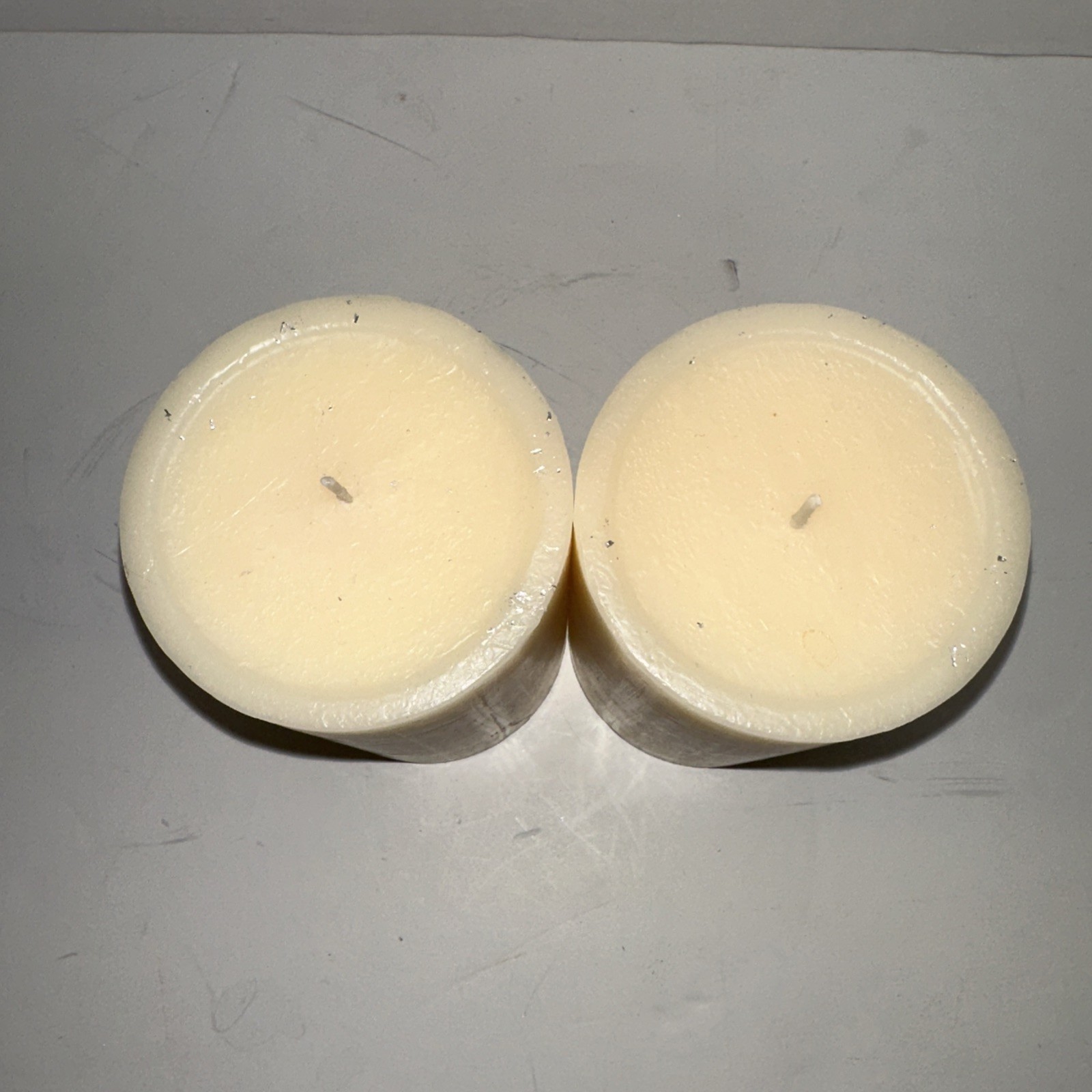 New Pier 1 Imports Lot of 2 Unscented Off-white LF1603 Pillar Candles 4″ x 6″