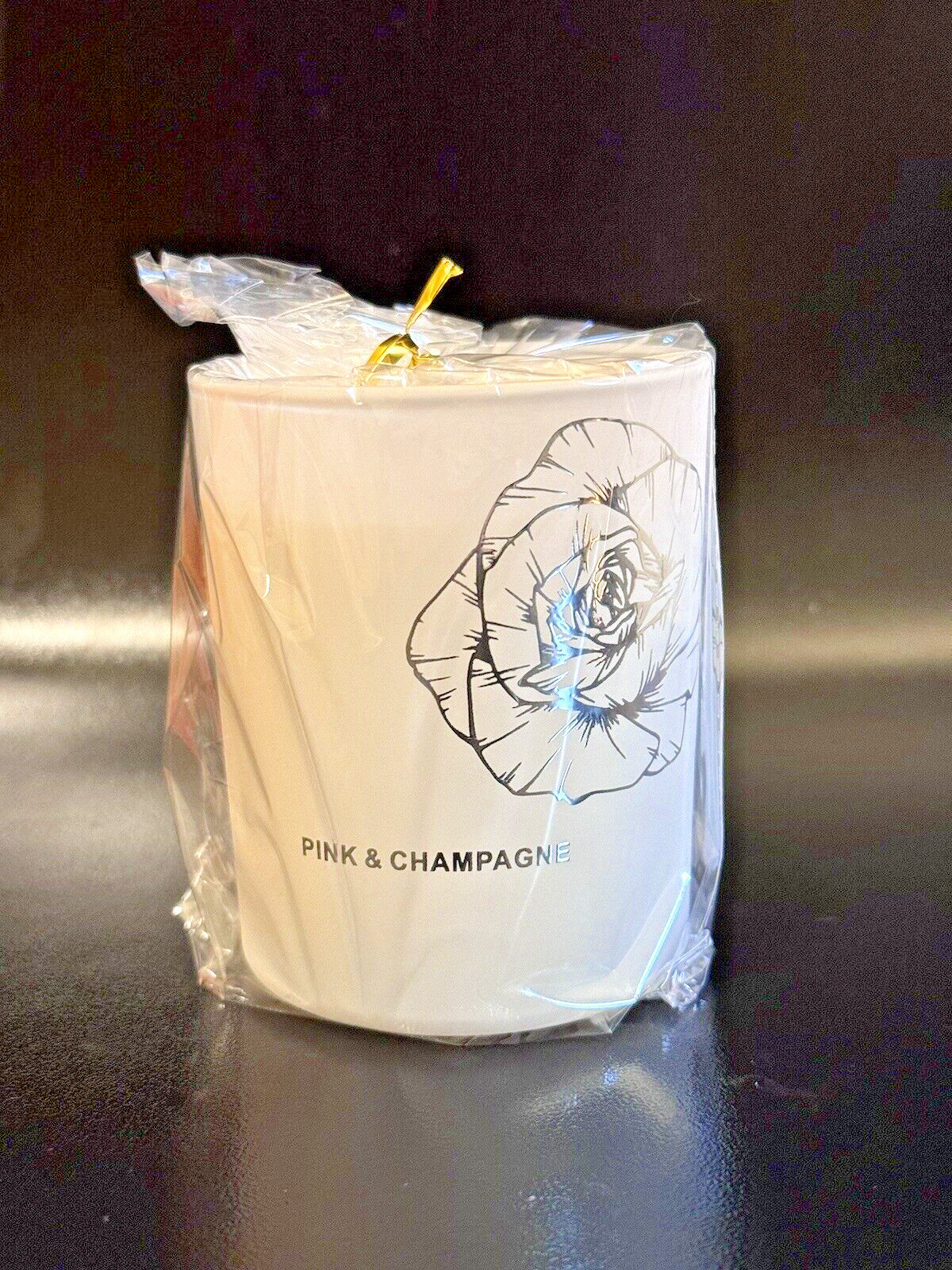 Pink & Champagne 100% Soy, Eco Friendly,35 hours burning time,160g-Free Shipping