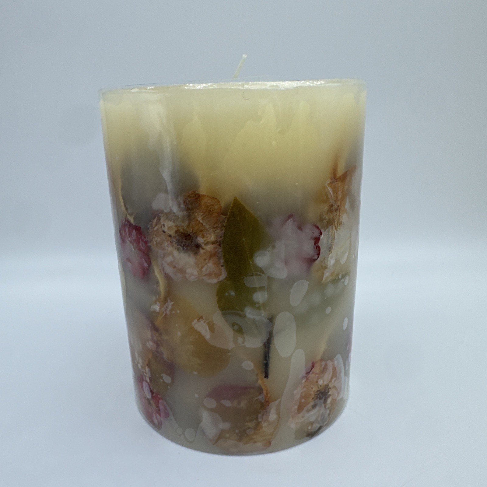 ROSY RINGS, PEONY & POMELO LUXURY BOTANICAL CANDLE, 6.5″ TALL, 200 HRS