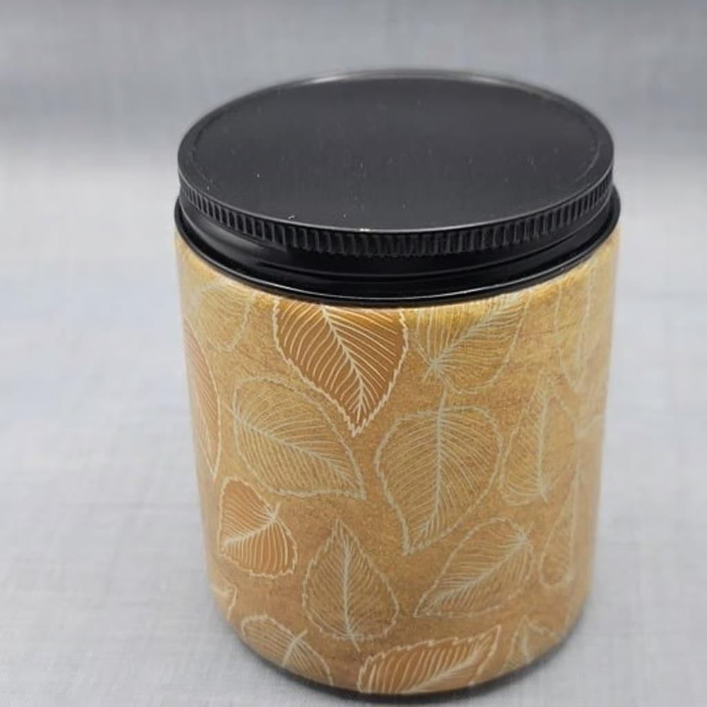 Bath & Body Works Apple Weather single wick scented candle – Net Wt. 7 Oz.