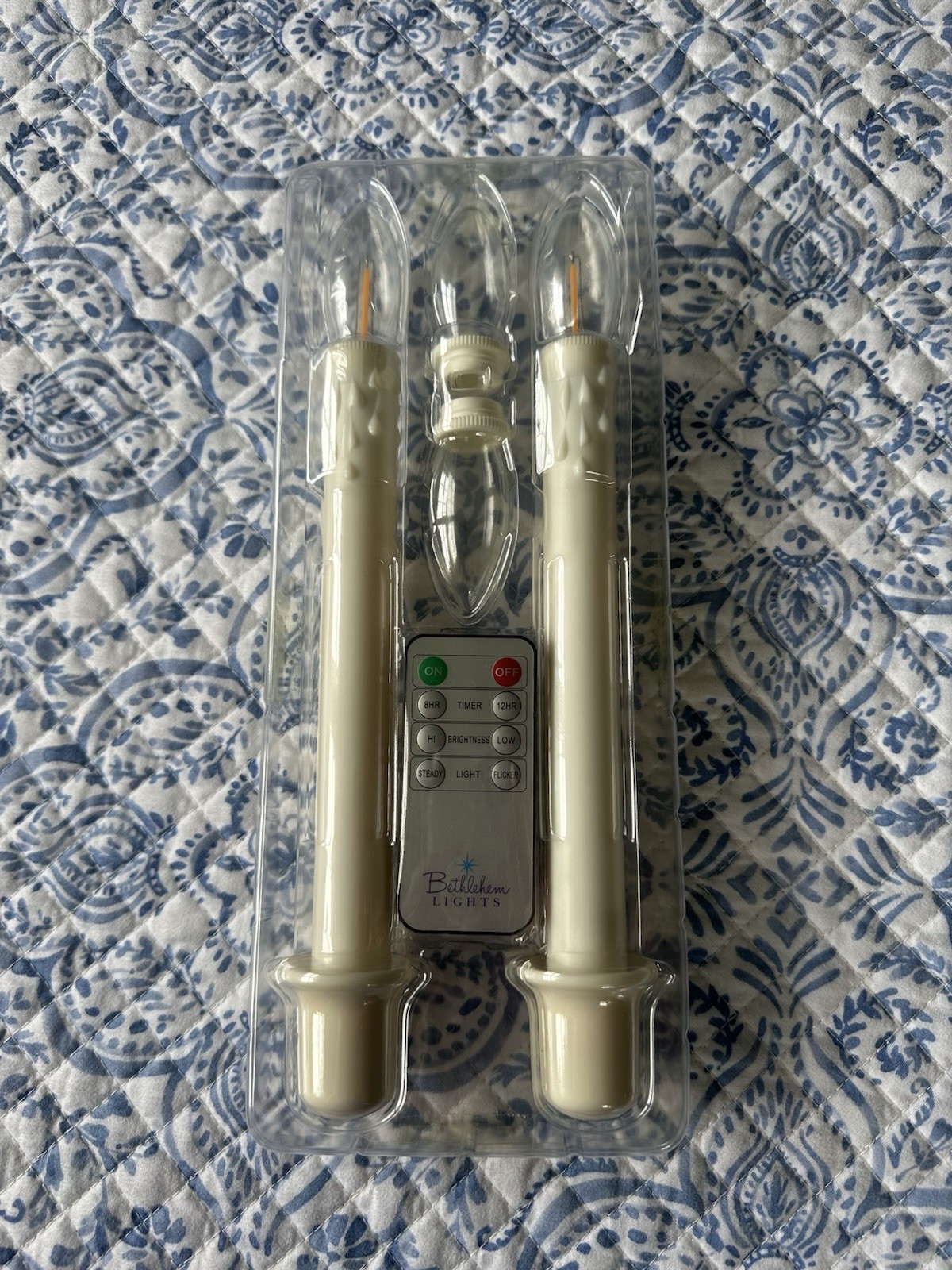 Bethlehem Lights 2 Cordless LED Window Taper Candles With Remote Control/Timer
