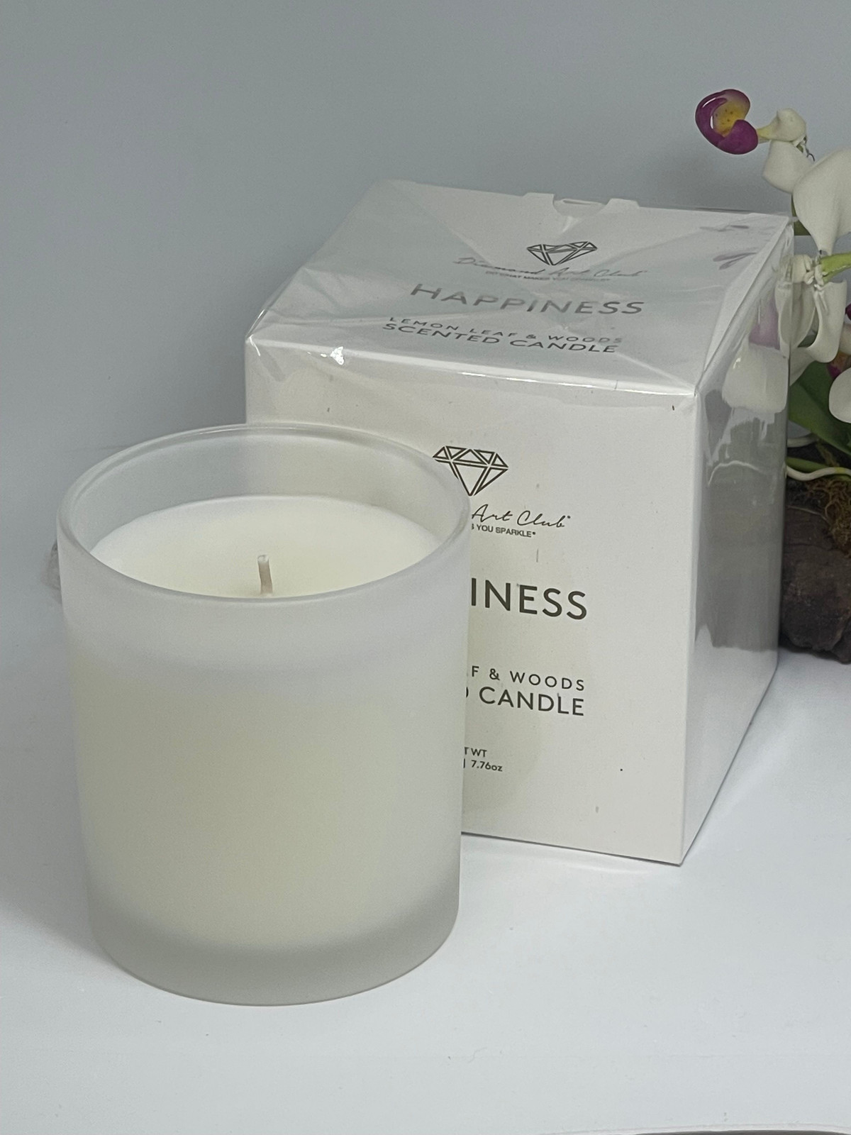 Diamond Art Club Happiness Lemon Leaf & Woods Scented Candle – 7.76 oz – NIB