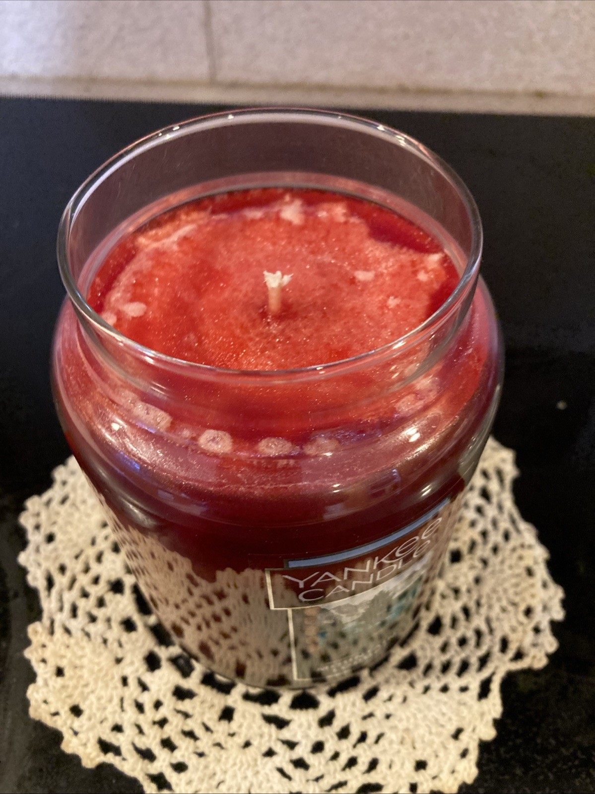 Yankee Candle Mountain Lodge Large Classic Jar 22oz Woodsy Single Wick Retired