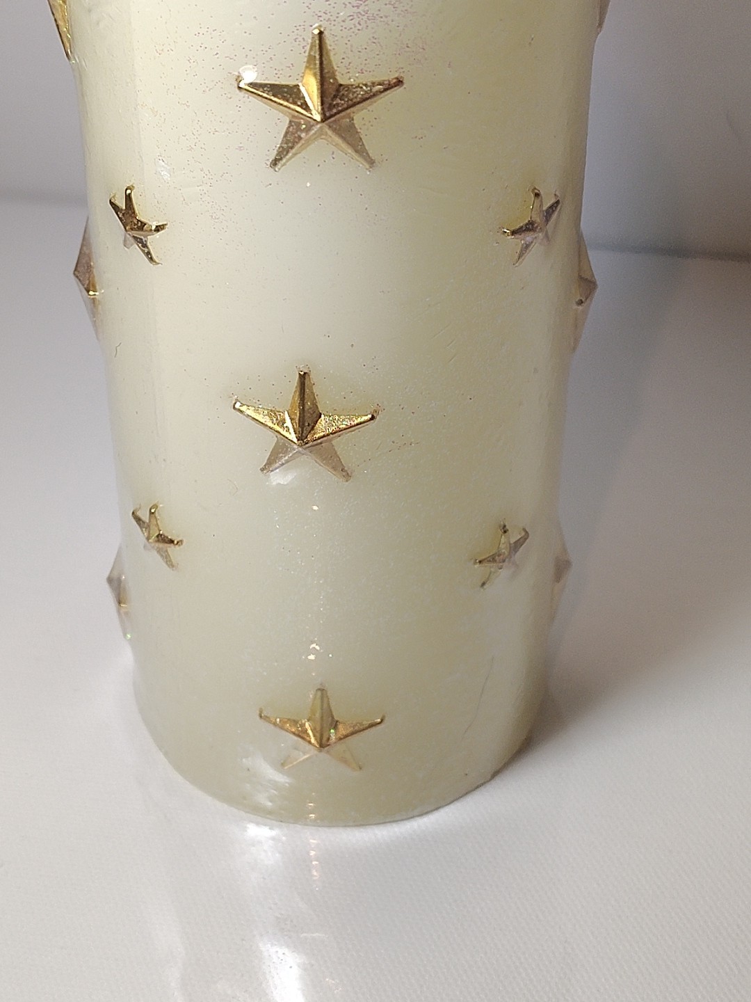 Vintage “A Touch of Gold” Wax Pillar Candle Glitter Cream Gold Stars 6.25″ New