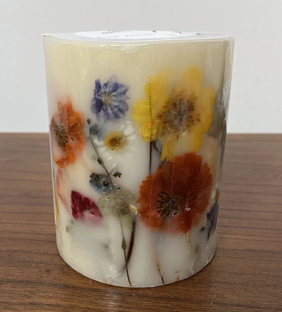 Rosy Rings Round Botanical Candle 120 Hours Essence of Spring NEW