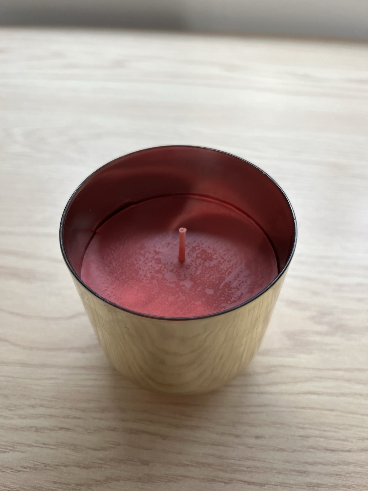 Jonathan Adler Holiday Scented Candle 7.8 oz / 220 g – With Box – Read!
