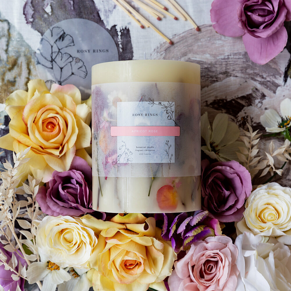 ROSY RINGS, APRICOT ROSE LUXURY MEDIUM BOTANICAL CANDLE, 6.5″ TALL, 200 HRS