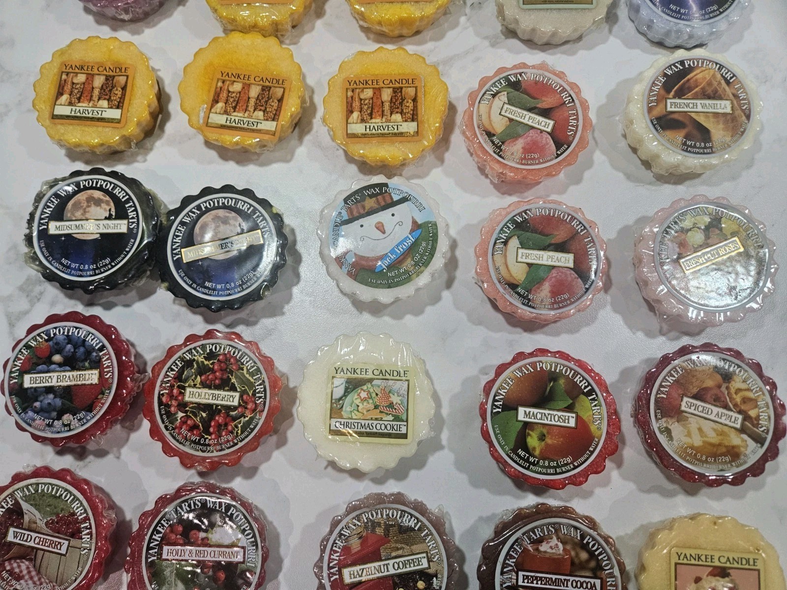 NEW LOT OF 35 YANKEE CANDLE WAX MELTS MIXED LOT
