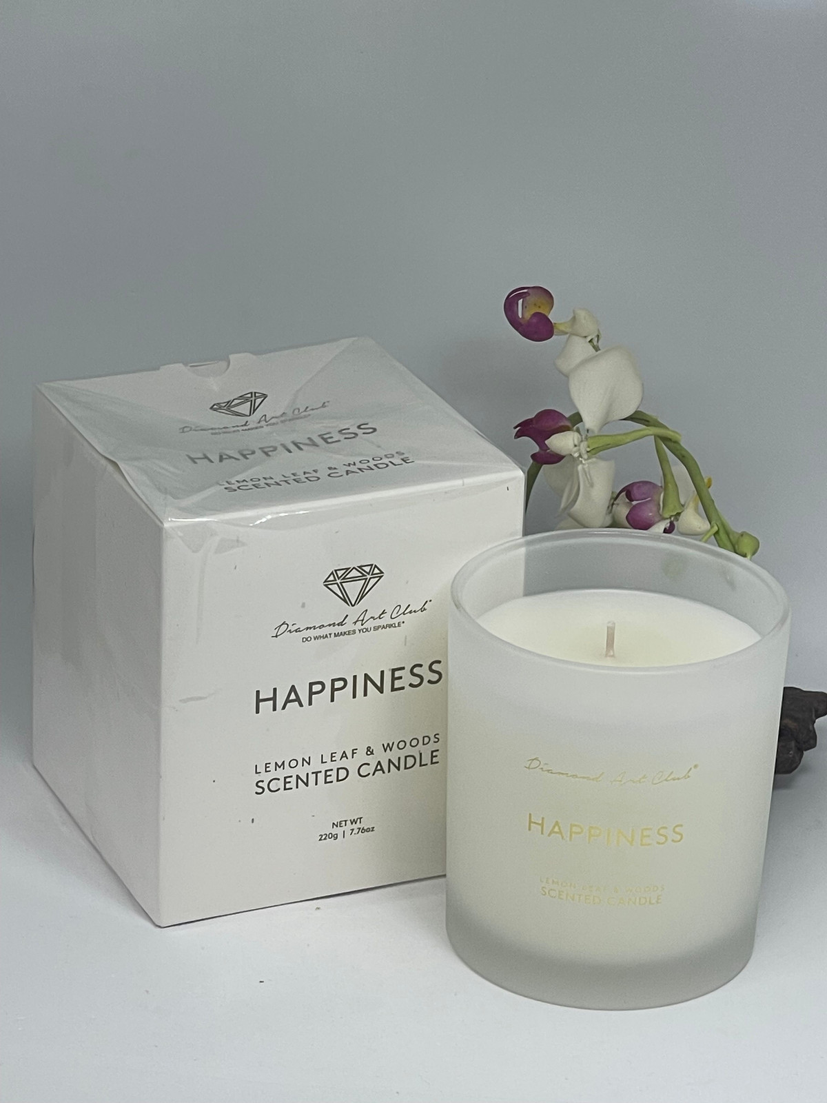 Diamond Art Club Happiness Lemon Leaf & Woods Scented Candle – 7.76 oz – NIB