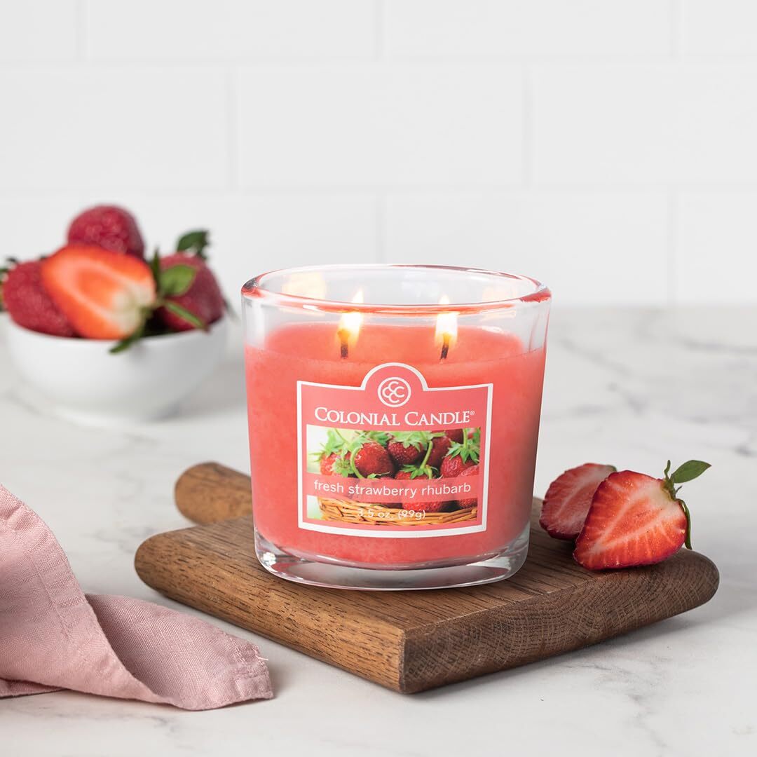 Fresh Strawberry Rhubarb Scented Jar Candle 2 Wick 3.5 oz Mottled Wax