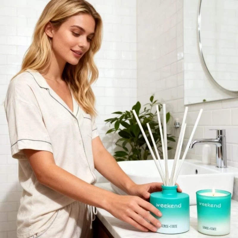 Weekend Home Fragrance Kit Scented Candle Set with Reed Diffuser Gift New US