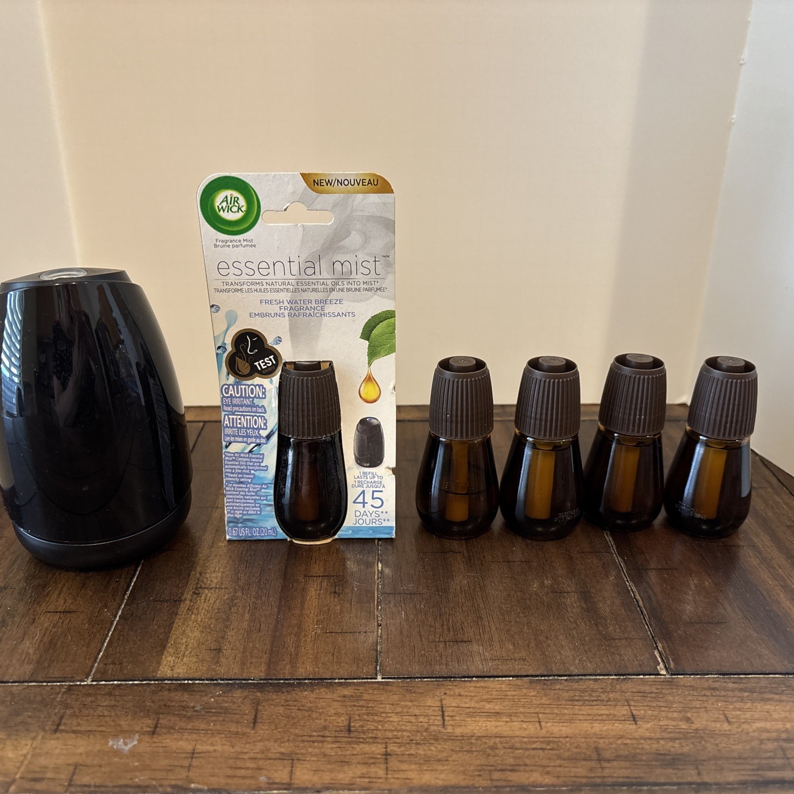 Air Wick Fragrance Essential Oil Mist Unit Fresh Waters 4 Full Refills & Partial