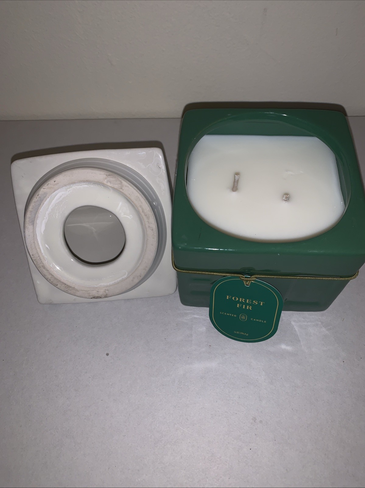 Threshold Forest Fir Scented House Candle 14oz 2 Wicks Strong Evergreen Scent