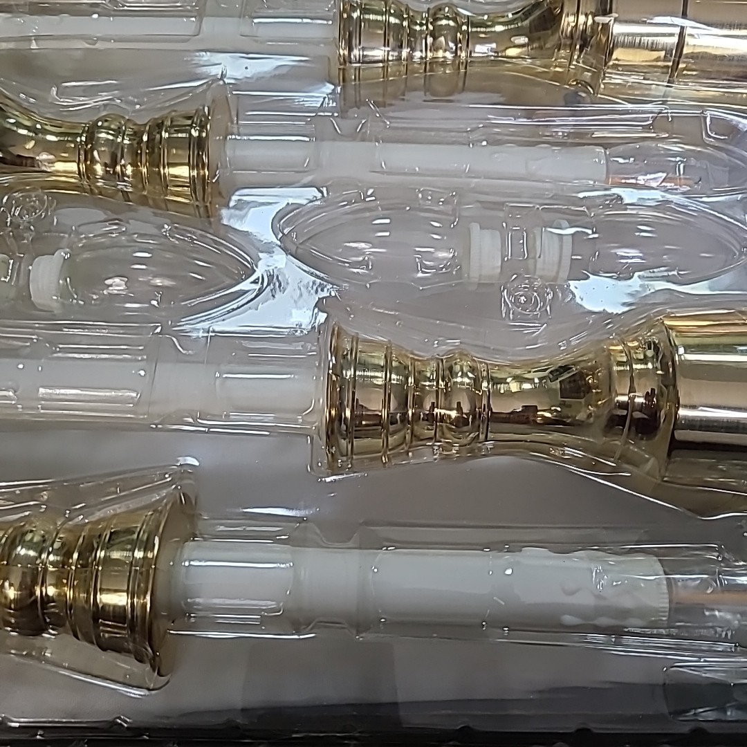 NIB 8 Bethlehem Lights Premium Brass Tone Cordless Timer Window Candles