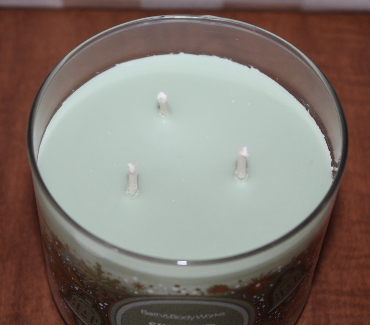 Bath & Body Works 3-Wick Candle 14.5 oz Sugared Pine Needles New! Messy Wax