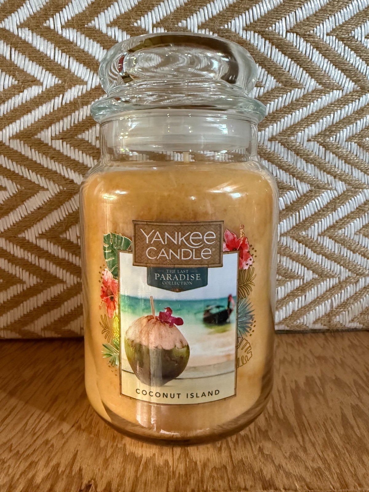 Yankee Candle Large Candle Jar 22OZ (MULTIPLE SCENTS)
