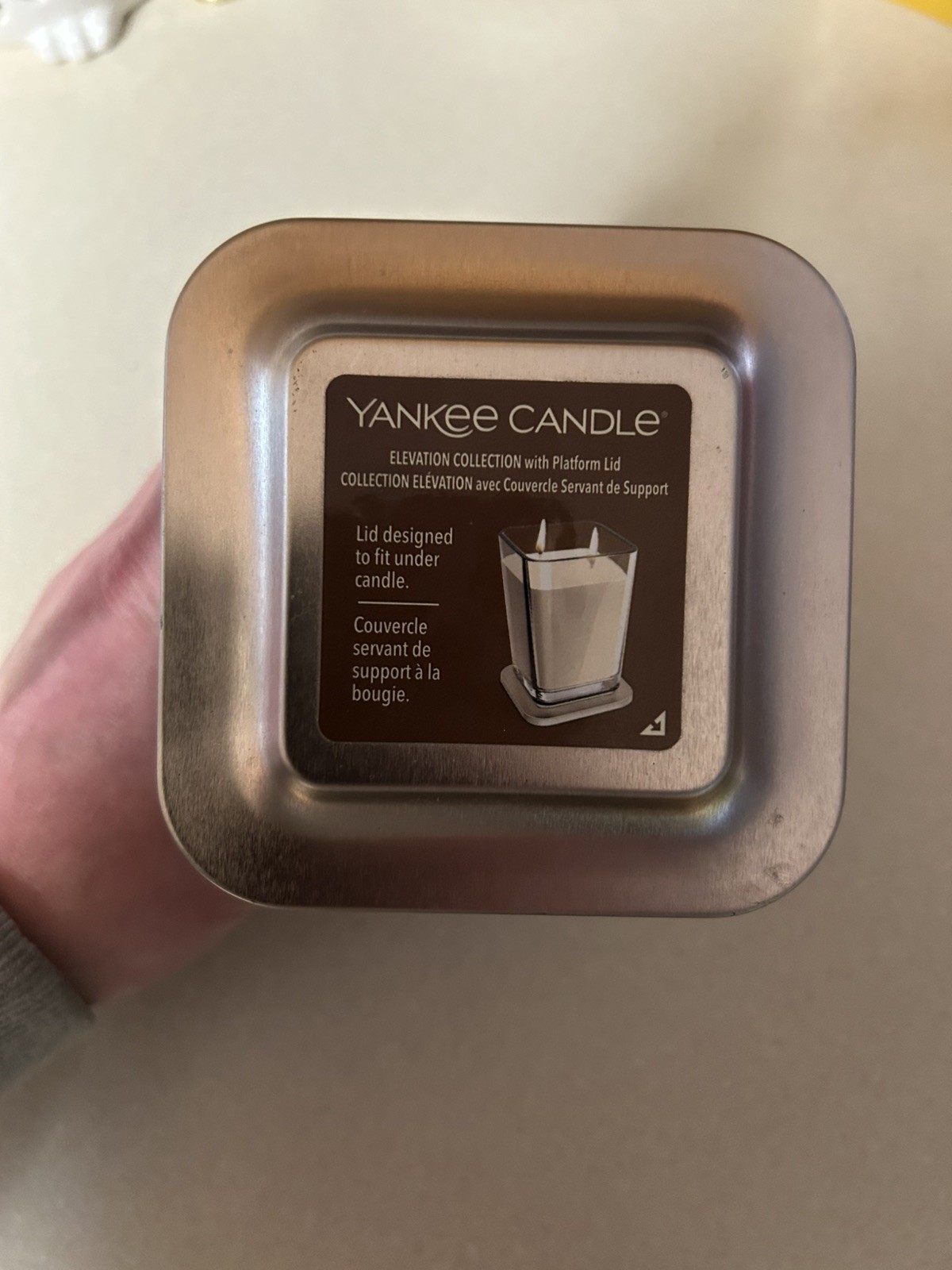 Yankee Candle Elevation Collection 2 Wick Jar Burn 19.5 oz Holiday Pomegranate