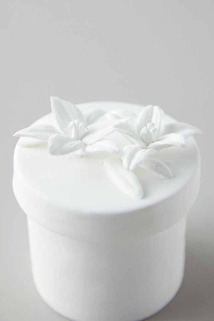 Anthropologie terrain Candle ROSY RINGS Porcelain LILY Flower Sculpted Lid NWT