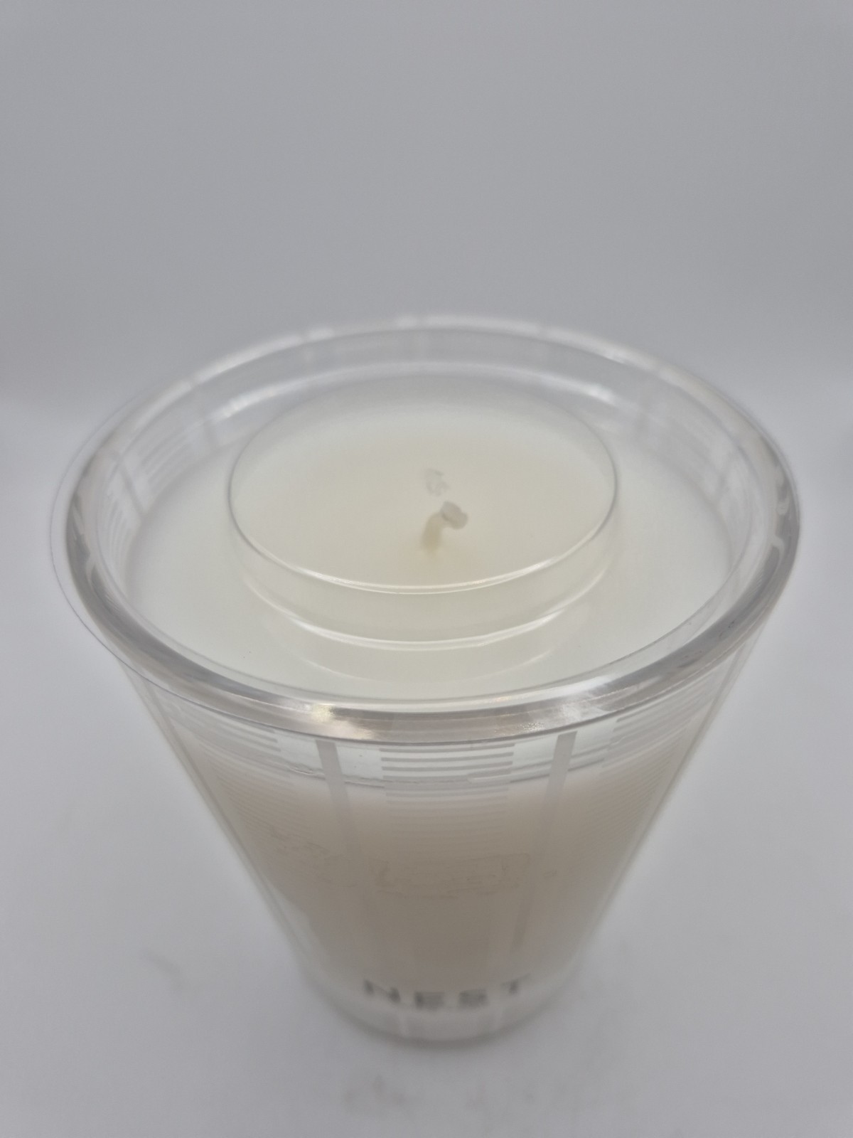 NEST New York Fragrances Rose Noir & Oud Scented Classic Candle 8.1 Oz