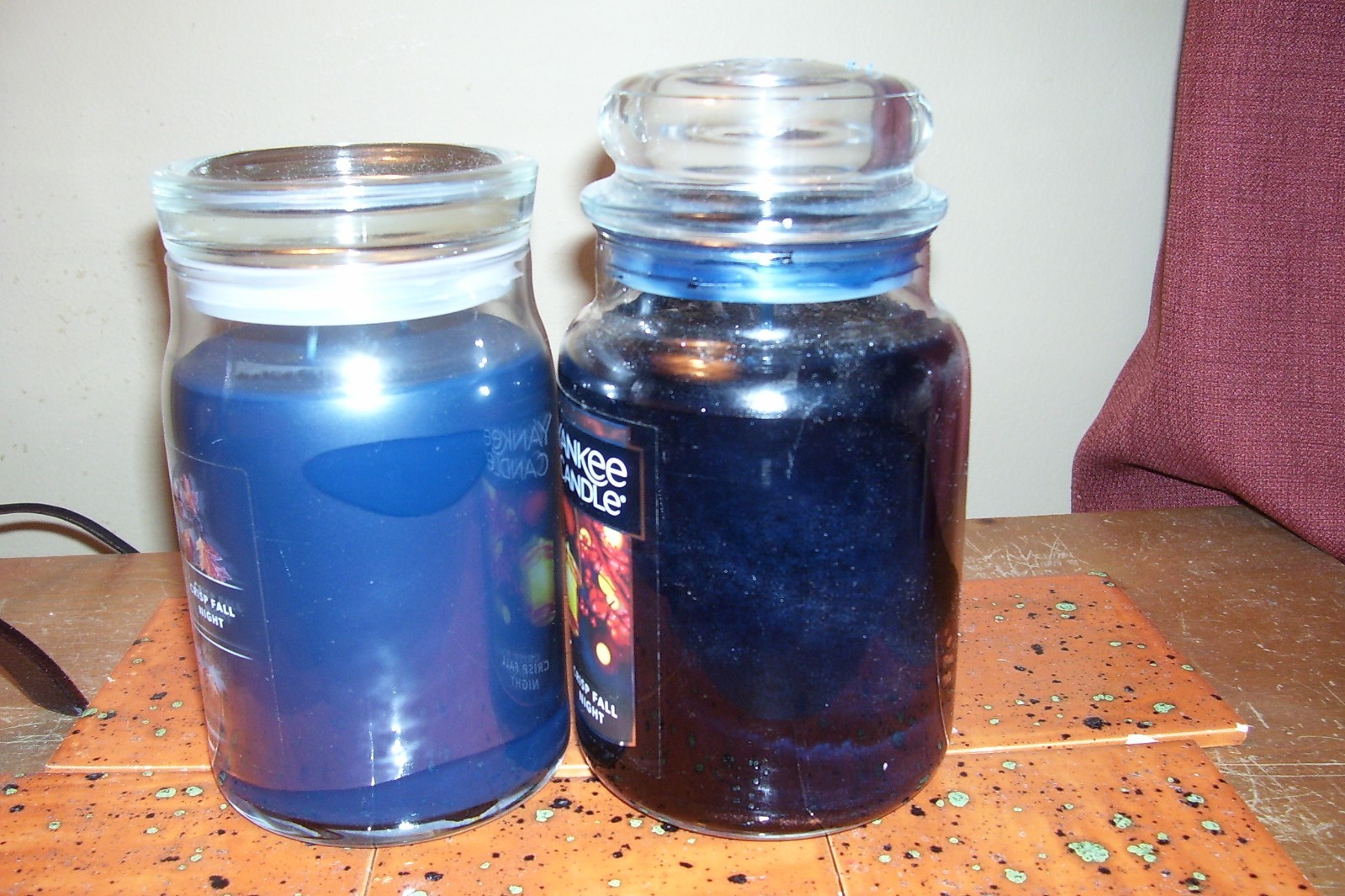 yankee candle 22oz + 20oz JARS CRISP FALL NIGHT + 1 TART